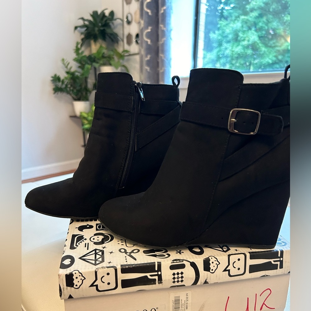 Black suede wedge booties - size 8.5